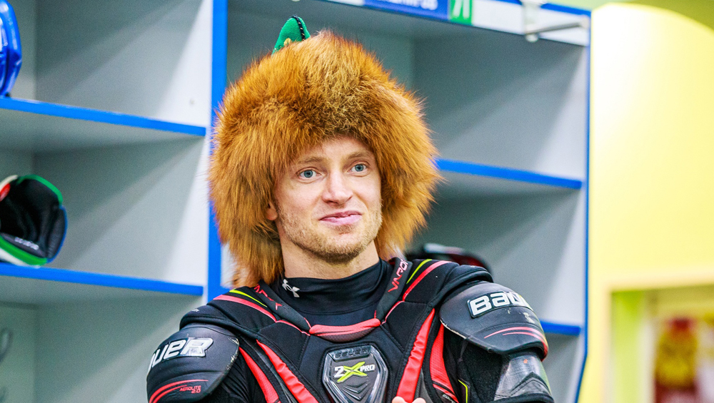 Қара мысық дірілдететін аналь тығыны