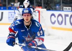 Игорь Ларионов