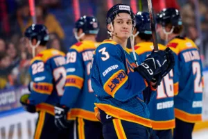 Владислав Леонтьев